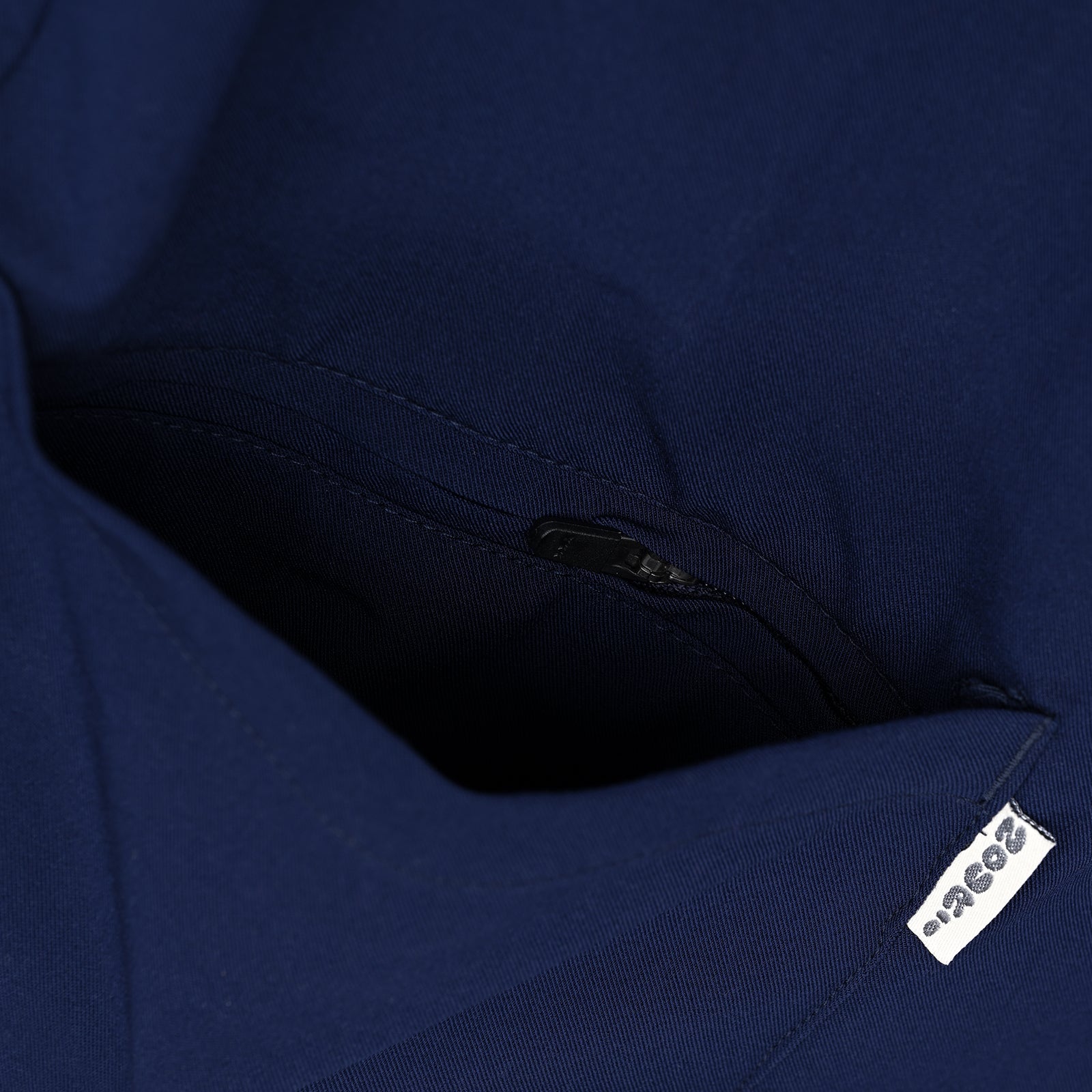 Lila — Women's 3 pocket scrub top